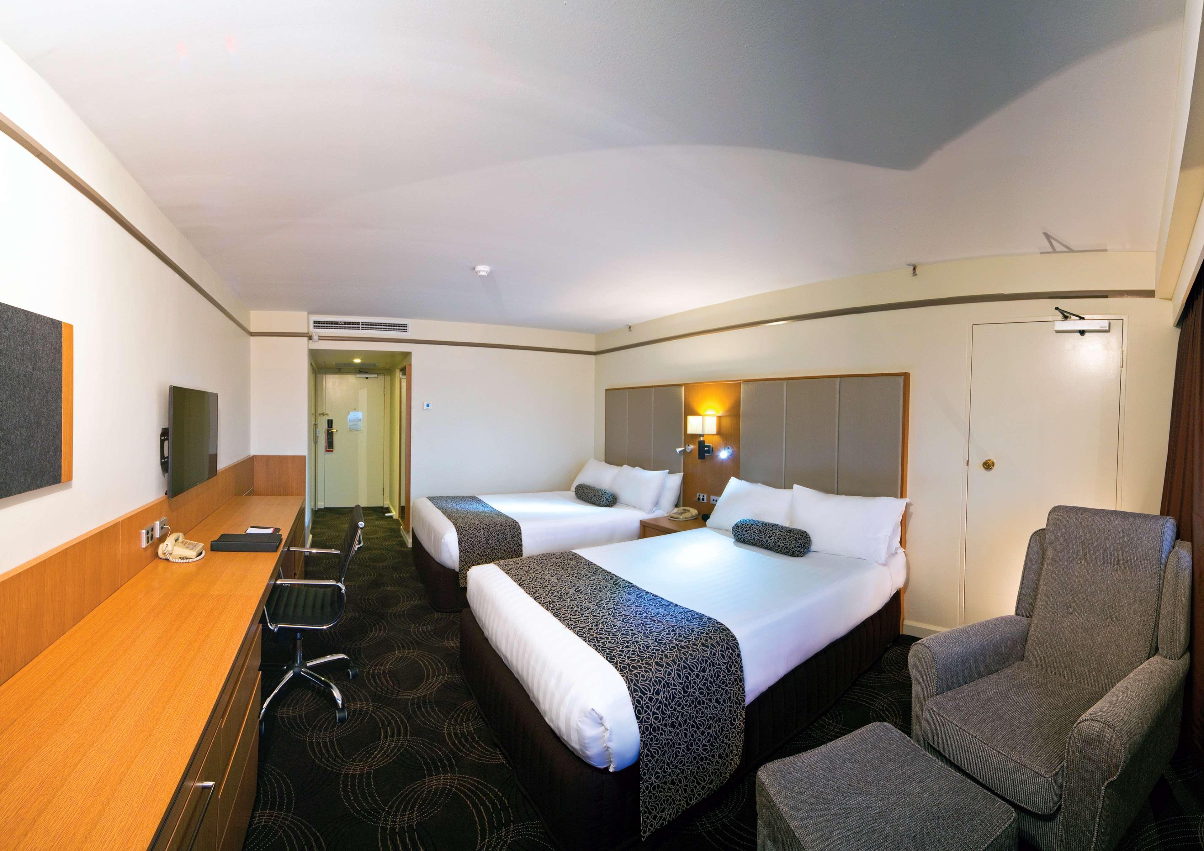 Stamford Plaza Adelaide Hotell Eksteriør bilde A typical room at the hotel