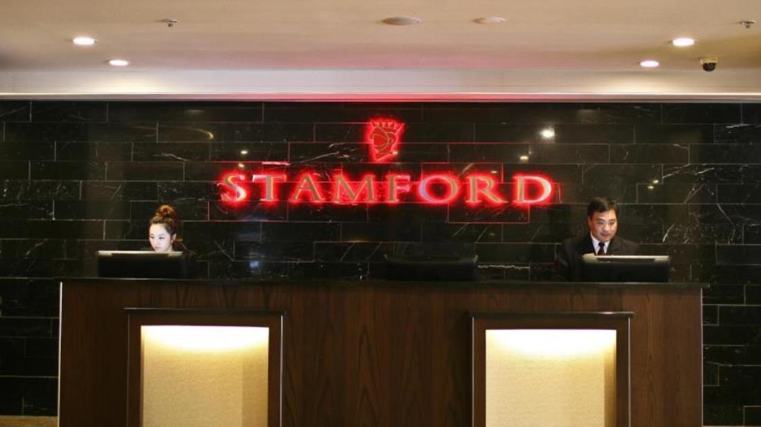 Stamford Plaza Adelaide Hotell Eksteriør bilde Stamford logo at the reception of the hotel